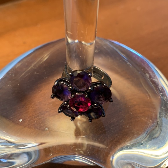 5 for $25 - Purple flower ring - Picture 3 of 3
